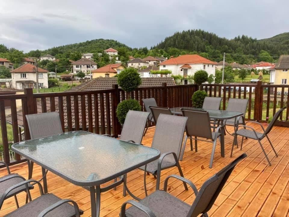 Hotel Бялата Къща Kirkovo  Exterior foto